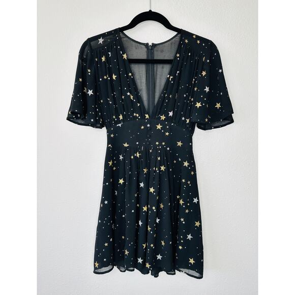Privacy Please Ford Black Metallic Gold Silver Star Deep V Short Sleeve Dress XS - Picture 3 of 15